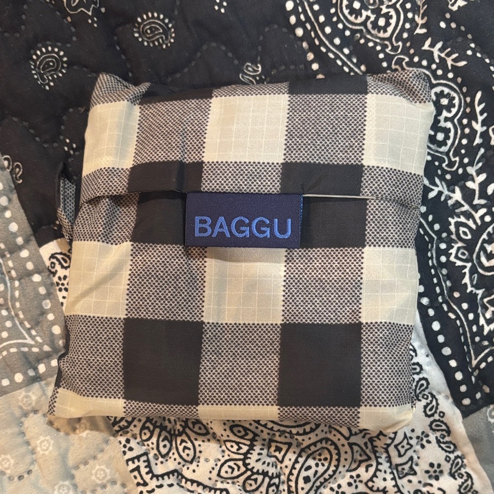 BAGGU Reusable Checkered Tote Bag - Black & Cream standard